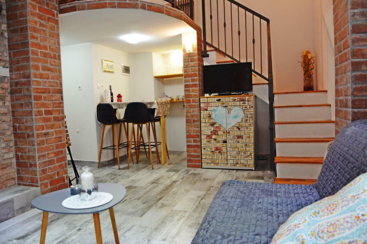 Apartment Tena เซนญ์ ภายนอก รูปภาพ