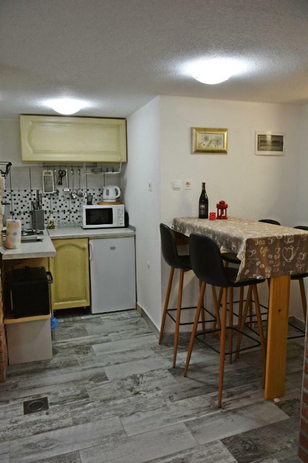 Apartment Tena เซนญ์ ภายนอก รูปภาพ